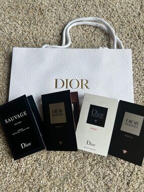 Dior Men's Fragrance Sample Cards with White Dior Gift Bag New